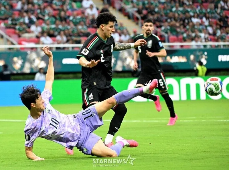 Kéo Lee Jaesung vào trung tâm sẽ giải phóng Son Heung Min